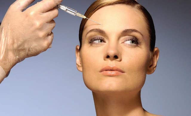 Botox para arquear as sobrancelhas