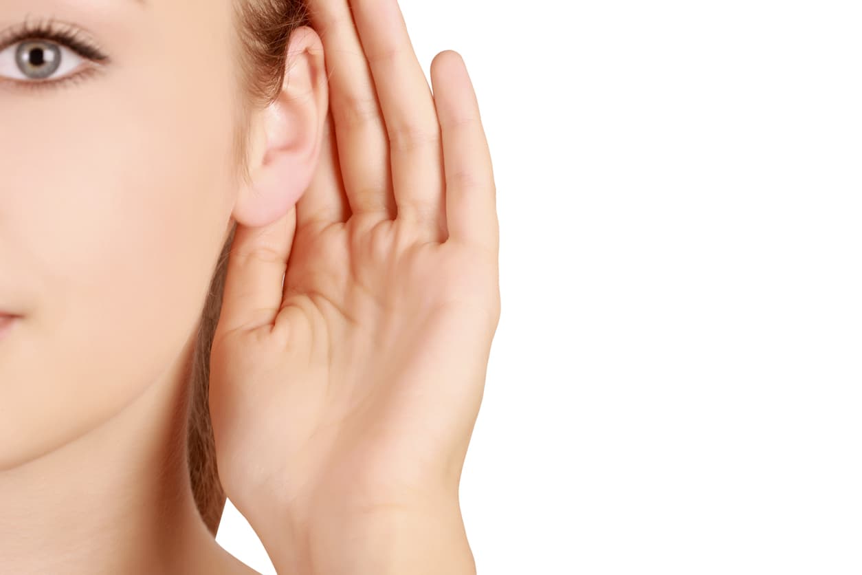 correção com otoplastia